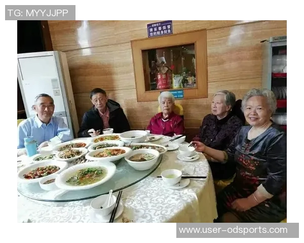 美媒分享库里一家六口温馨聚餐照片时光荏苒令人感慨不已 美媒分享库里一家六口温馨聚餐照片时光荏苒令人感慨不已